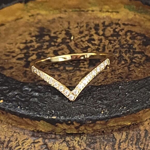 Women's Gold Dainty Chevron Promise Ring - Promise Ring For Girls - Picture 4 of 8